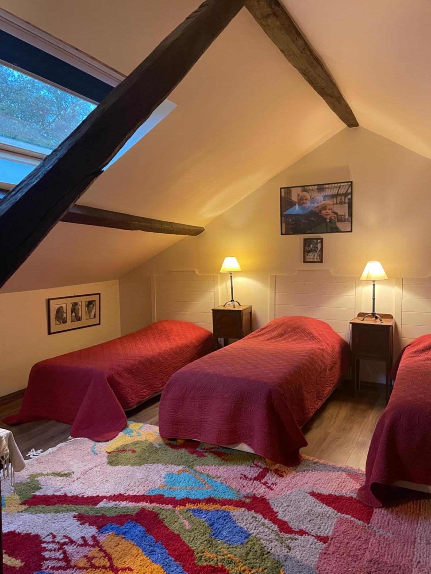 Domaine de Montmery. La ferme de Gaston Ambazac Extérieur photo
