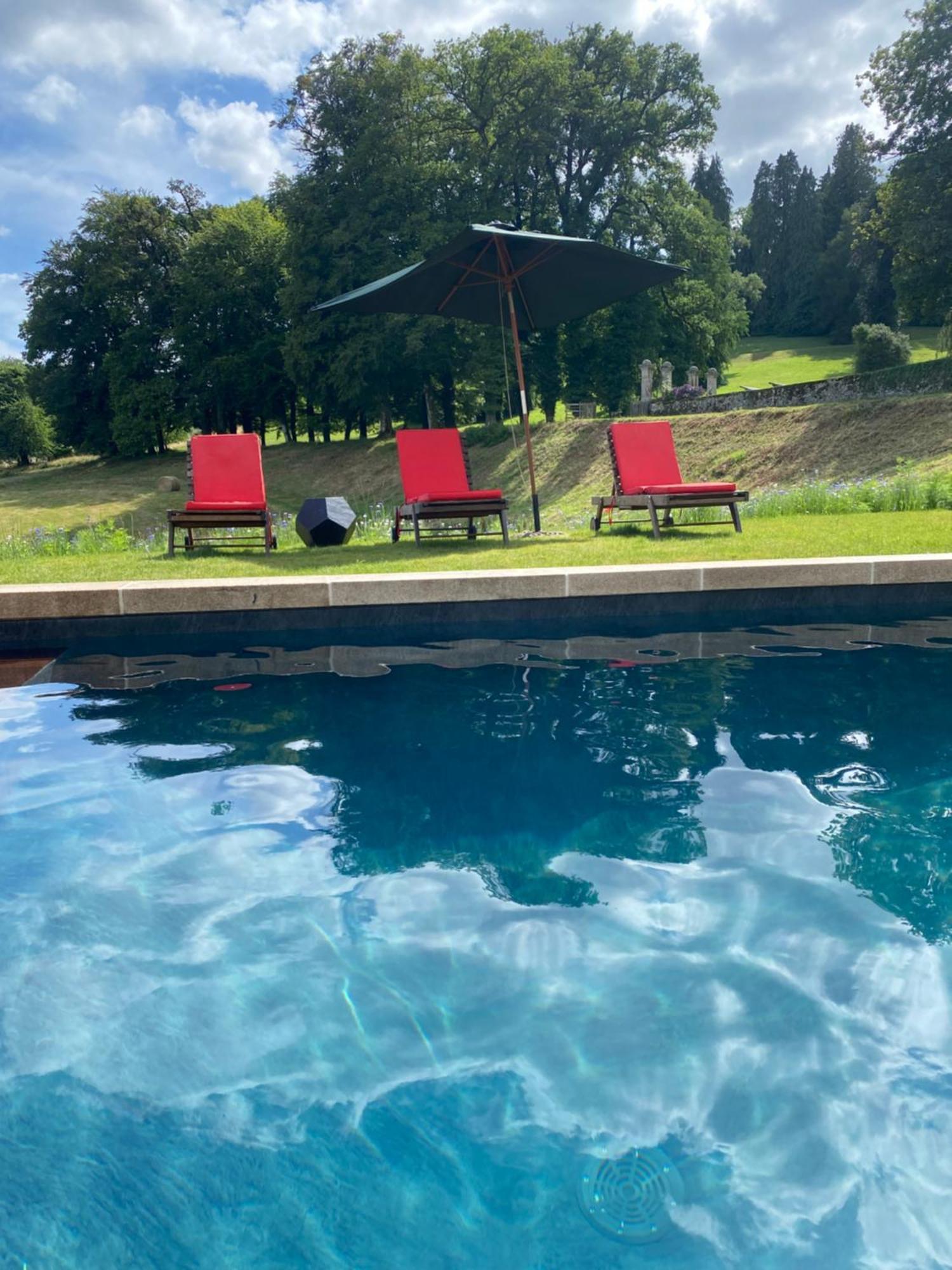 Domaine de Montmery. La ferme de Gaston Ambazac Extérieur photo