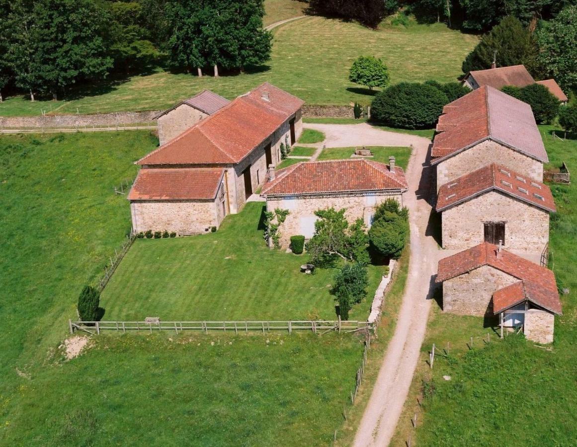 Domaine de Montmery. La ferme de Gaston Ambazac Extérieur photo