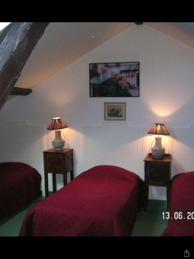 Domaine de Montmery. La ferme de Gaston Ambazac Extérieur photo